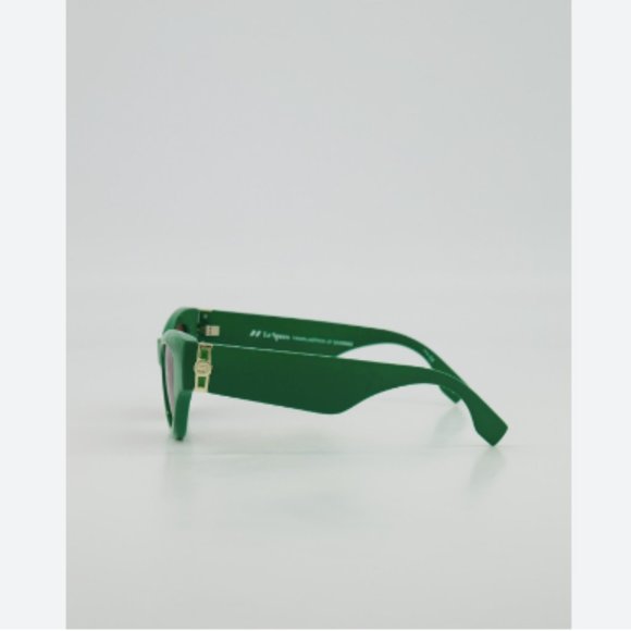 Le Specs Fanplastico Sunglasses in Parakeet Green - Picture 3 of 9